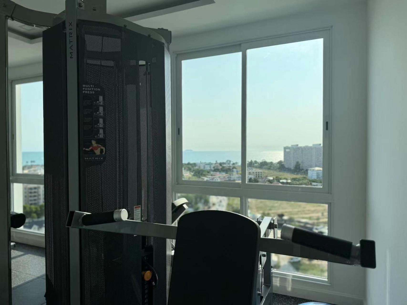 The Empire Chic Residence Jomtien & Yahaha Exteriör bild