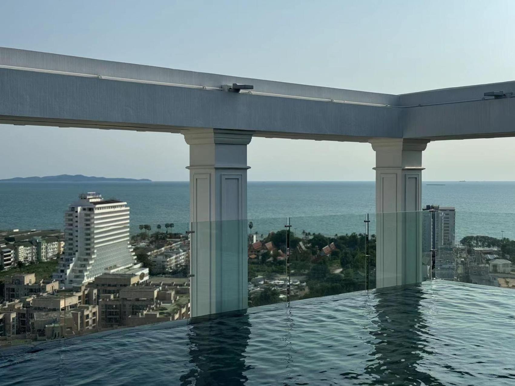 The Empire Chic Residence Jomtien & Yahaha Exteriör bild