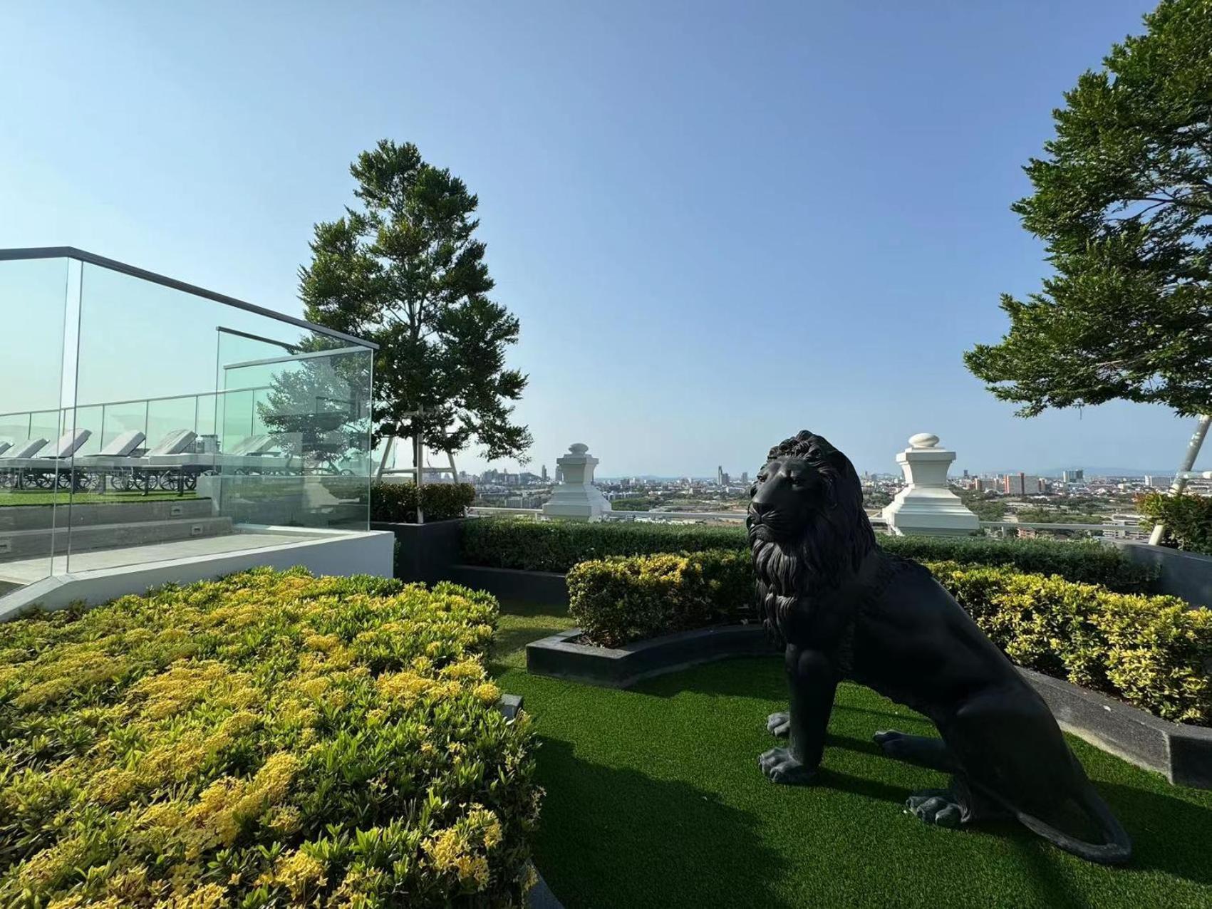 The Empire Chic Residence Jomtien & Yahaha Exteriör bild
