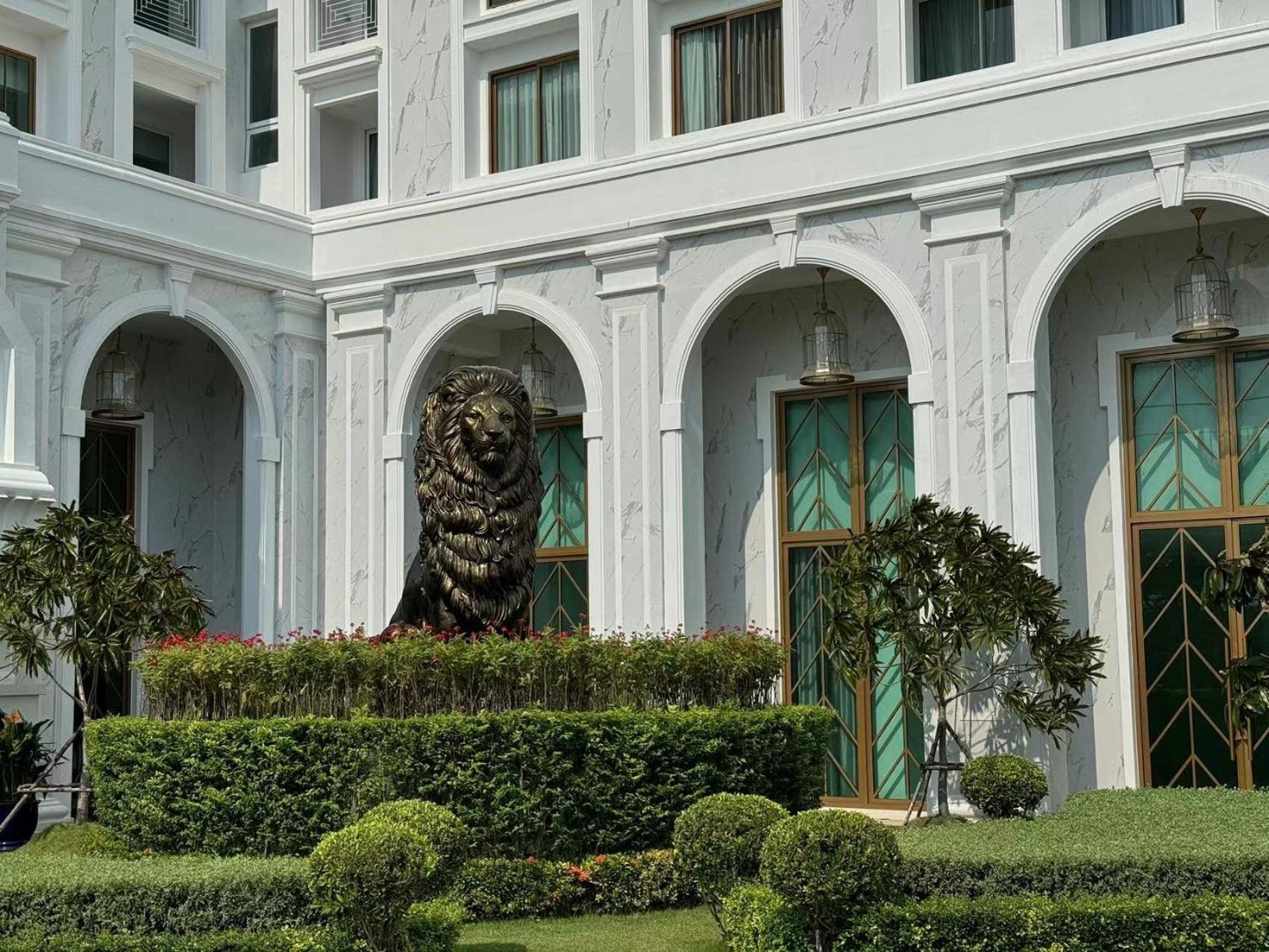 The Empire Chic Residence Jomtien & Yahaha Exteriör bild