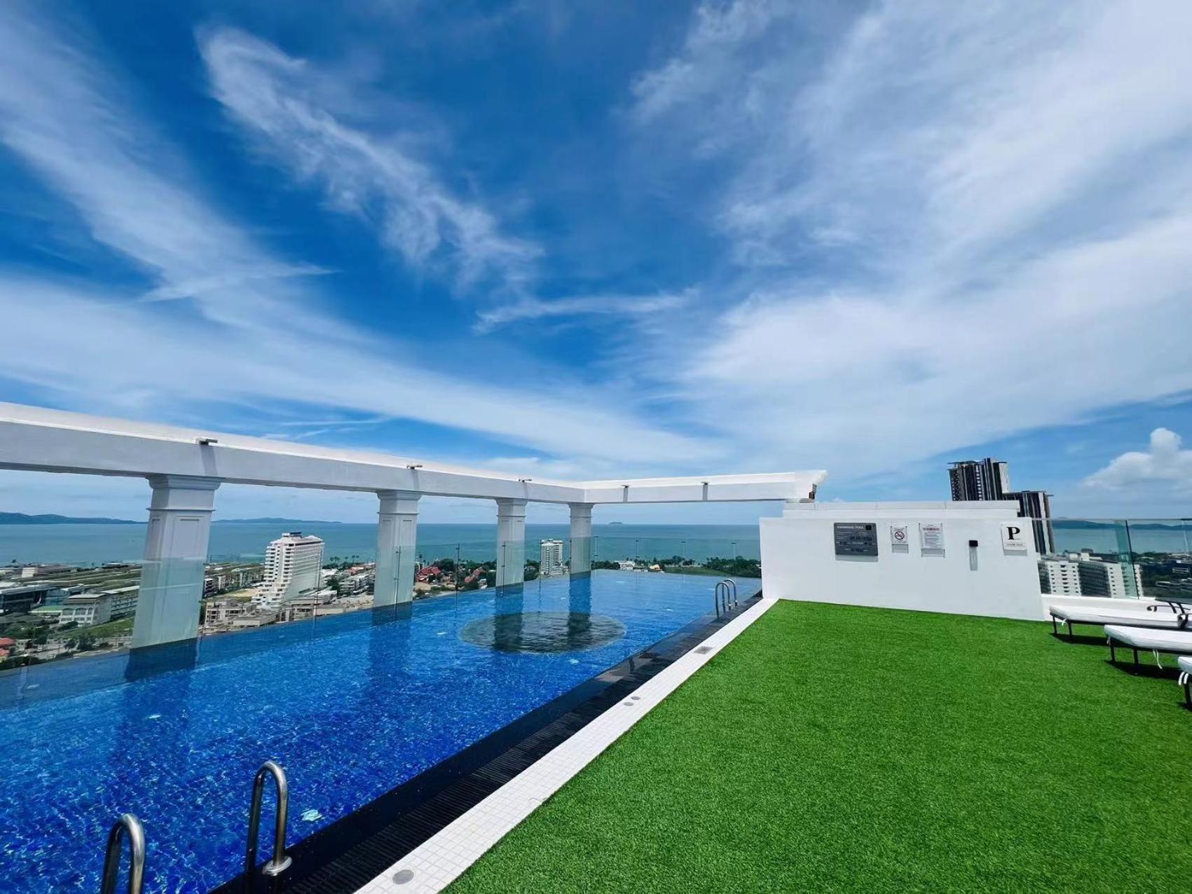 The Empire Chic Residence Jomtien & Yahaha Exteriör bild
